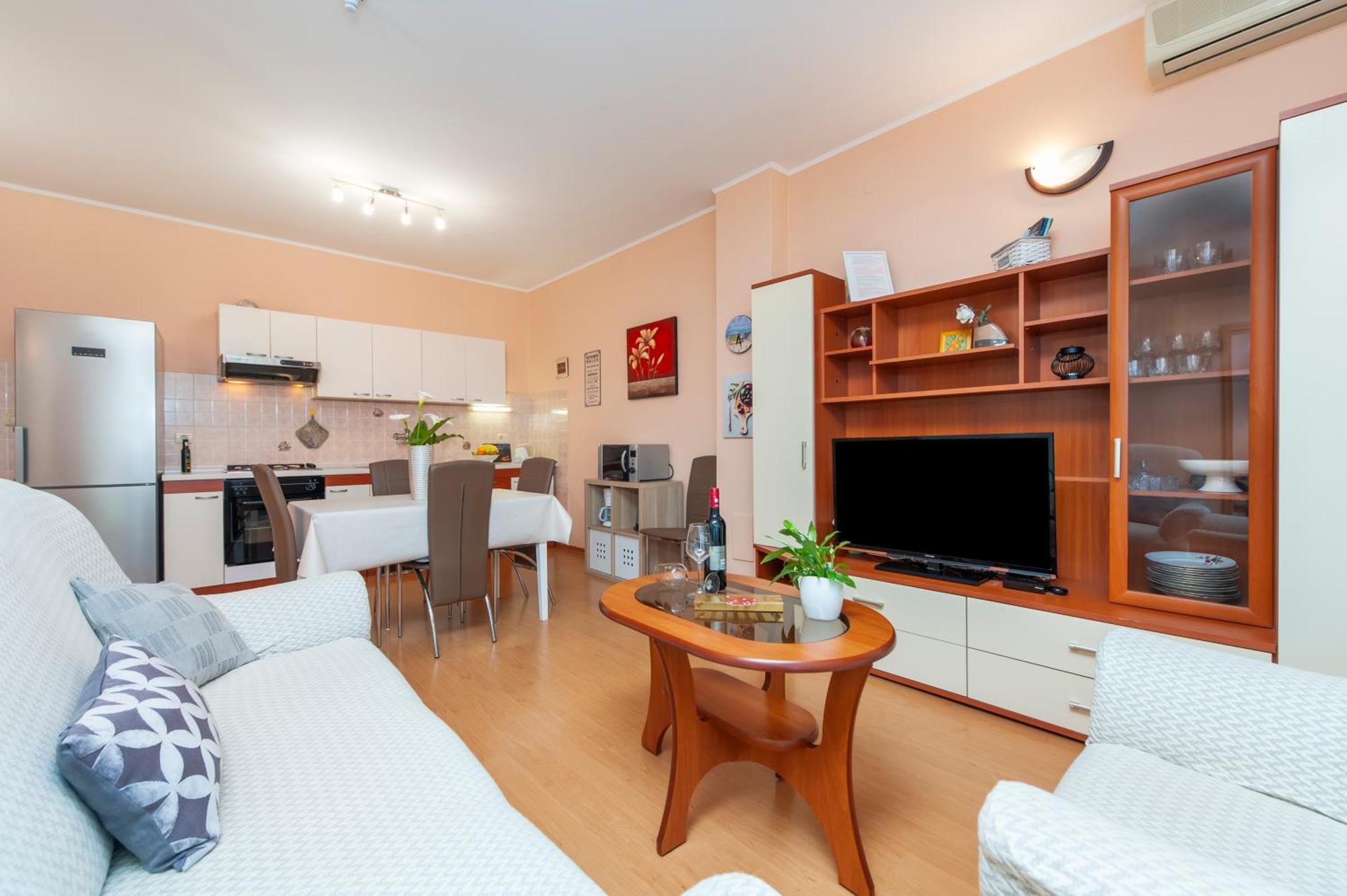 Olea Magica Apartments Ровинь Экстерьер фото